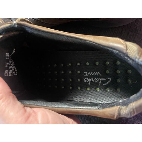 Clarks Womens Wave Olive Green Leather Lace Up Sneaker Walking Shoes Size 11M - Picture 12 of 12